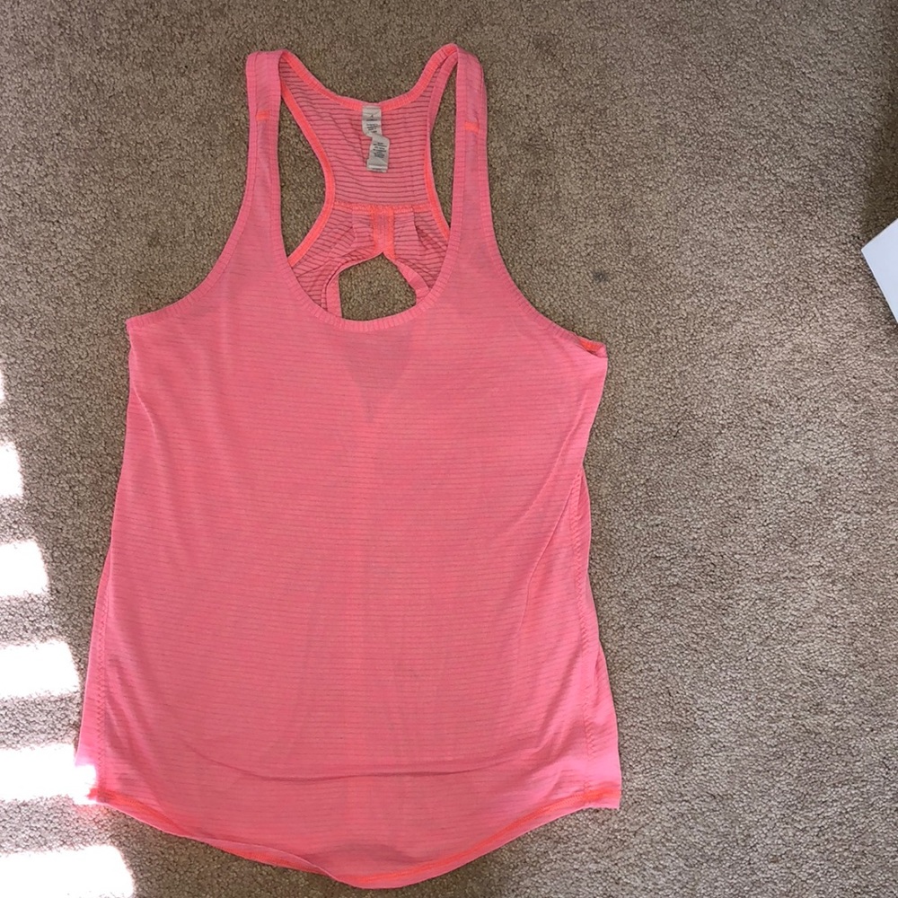 Lululemon top